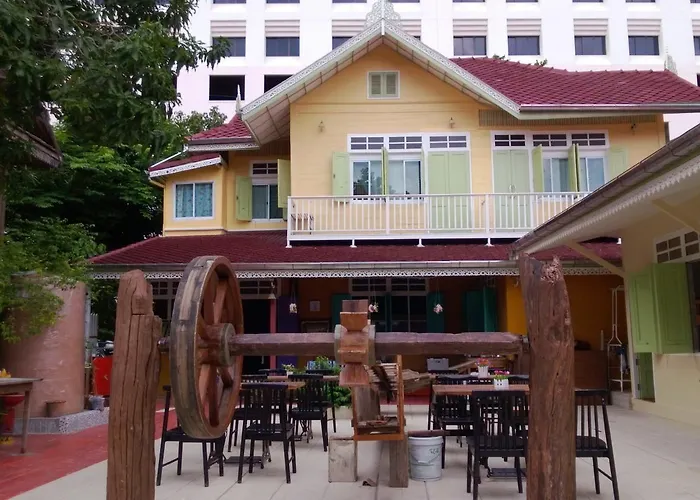 Panida Hotel